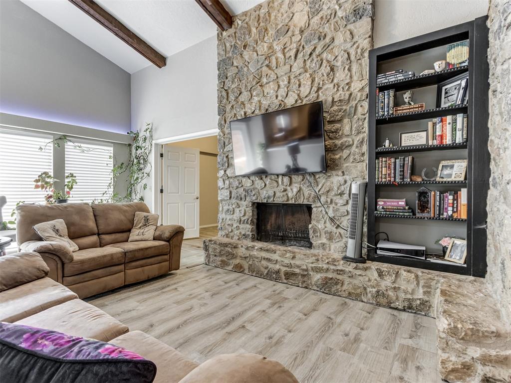 13515 Fox Hollow Ridge