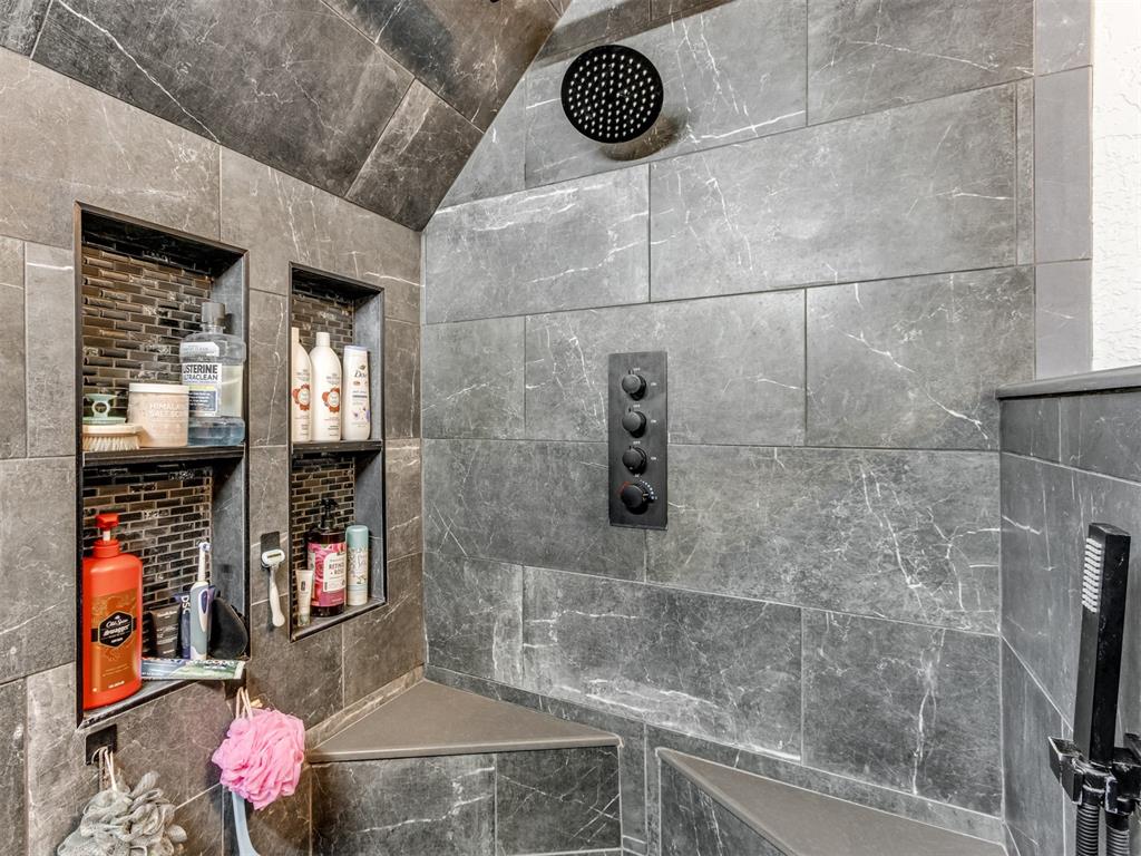 13515 Fox Hollow Ridge