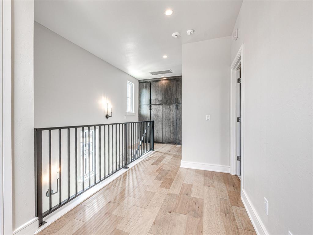 225 W First Street Unit: 139