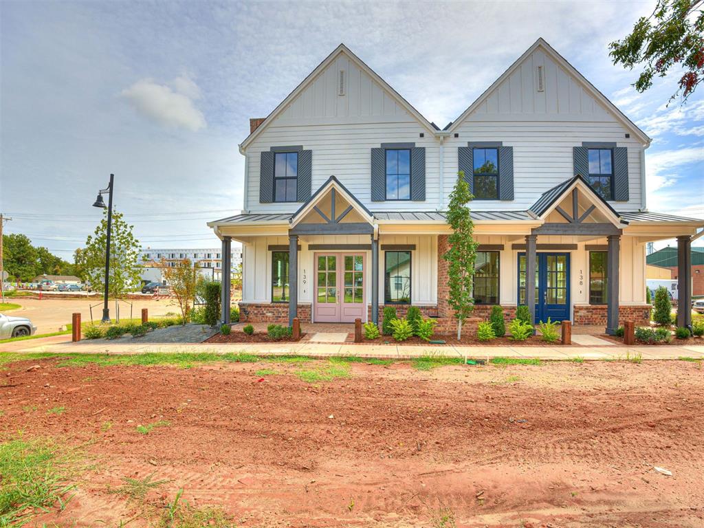 225 W First Street Unit: 139