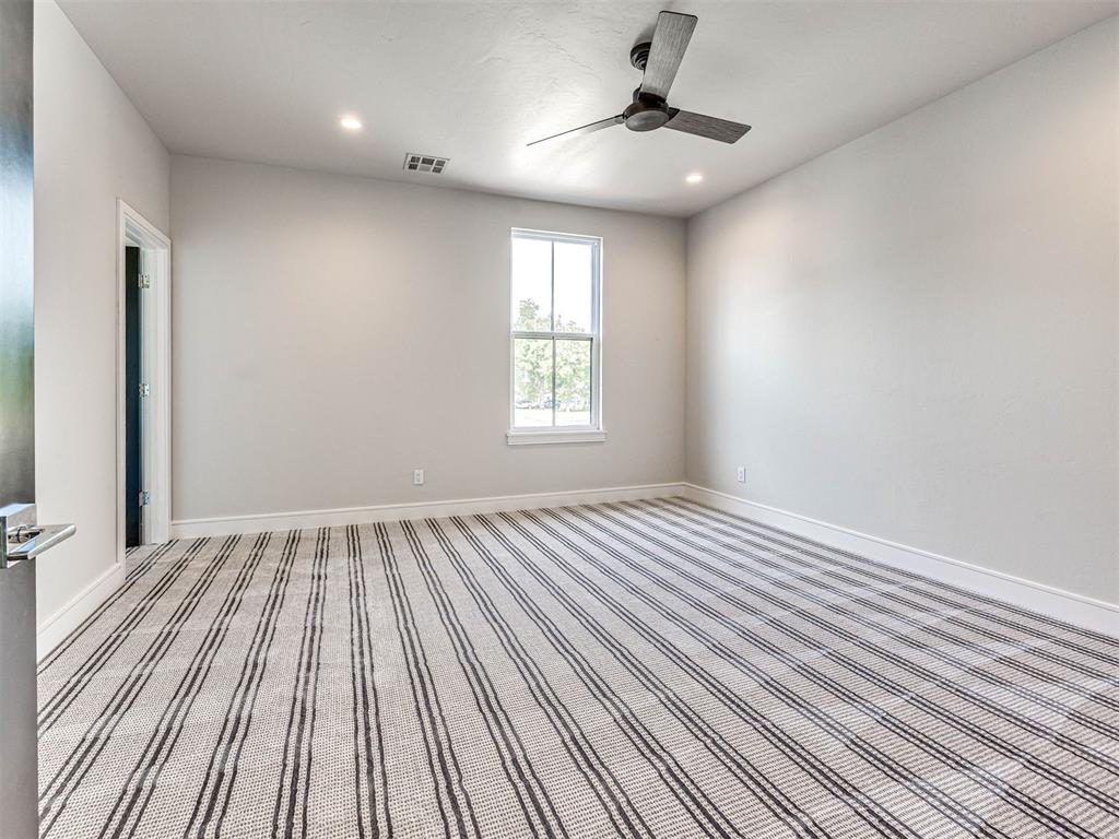 225 W First Street Unit: 139