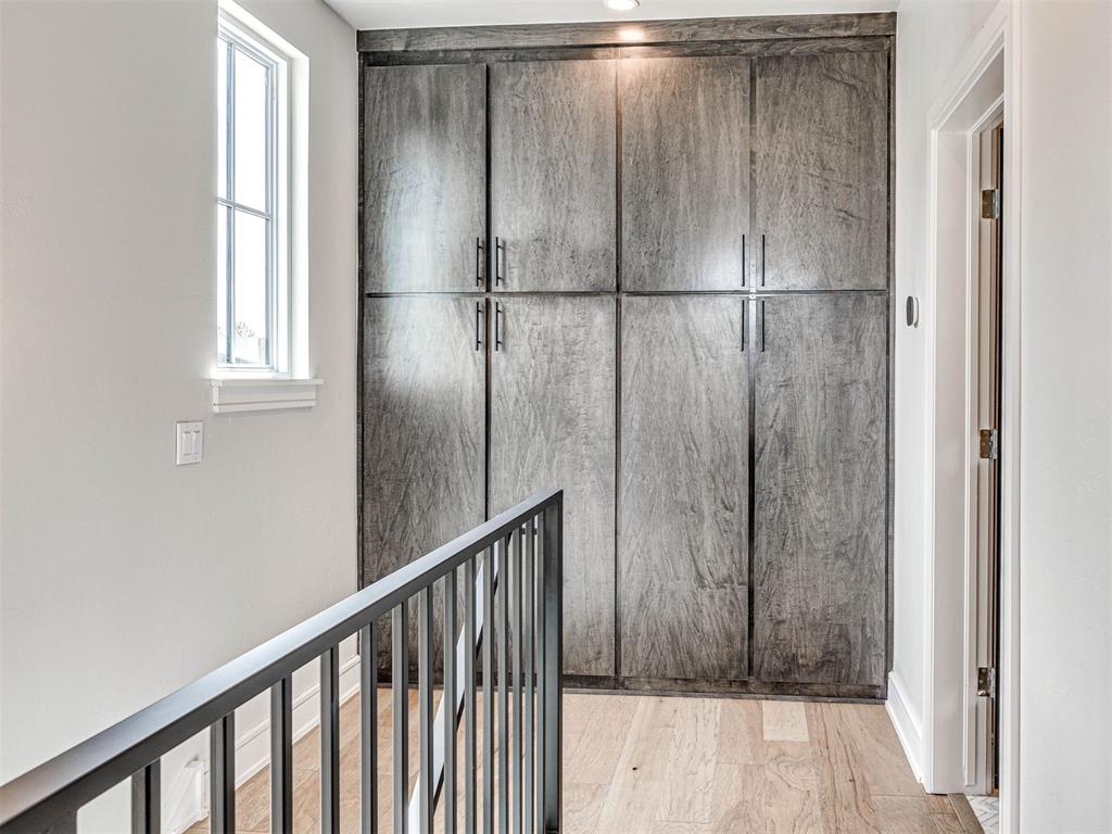 225 W First Street Unit: 139