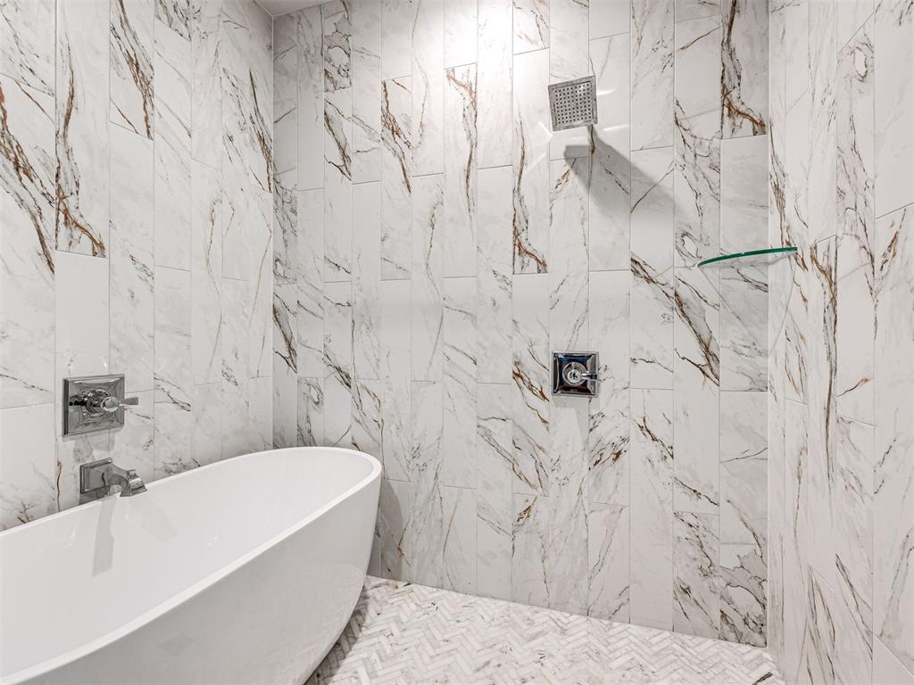 225 W First Street Unit: 139