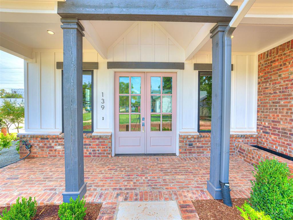 225 W First Street Unit: 139