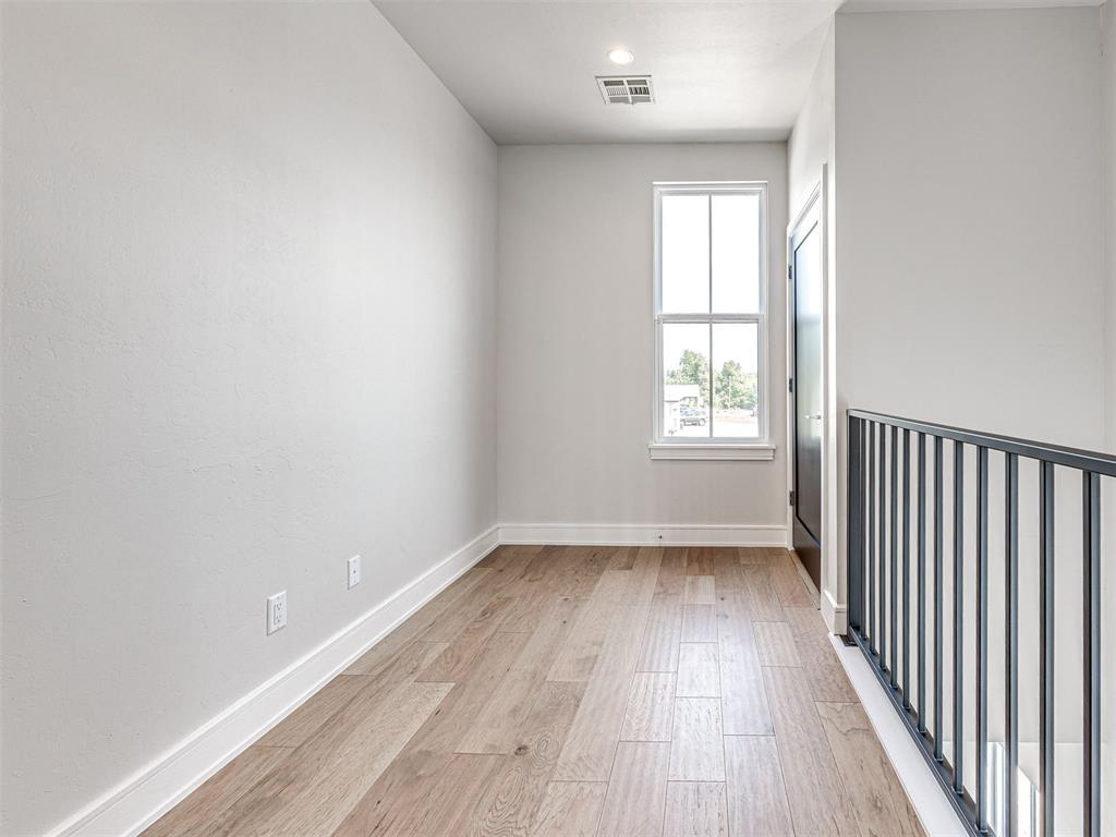 225 W First Street Unit: 139