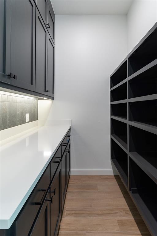 8900 Rivercrest Road