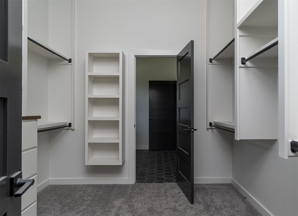 8900 Rivercrest Road