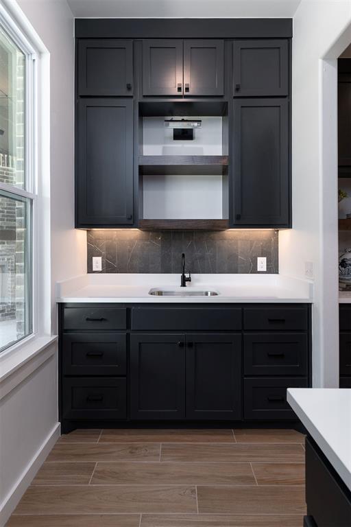 8900 Rivercrest Road