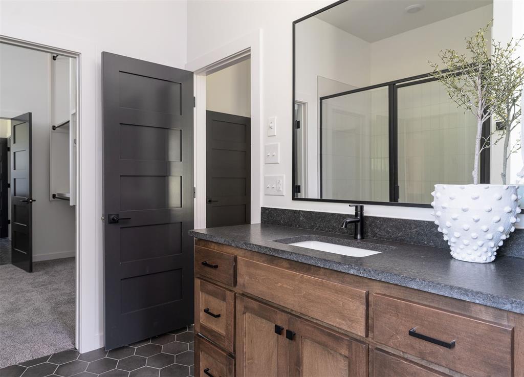 8900 Rivercrest Road