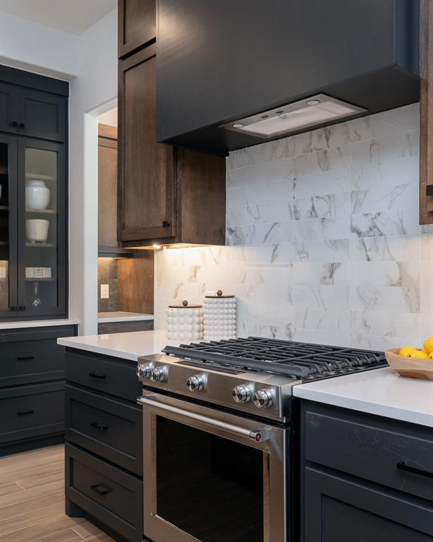 8900 Rivercrest Road