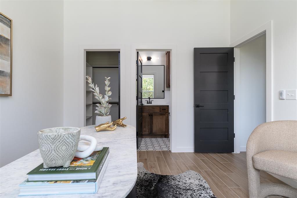 8900 Rivercrest Road