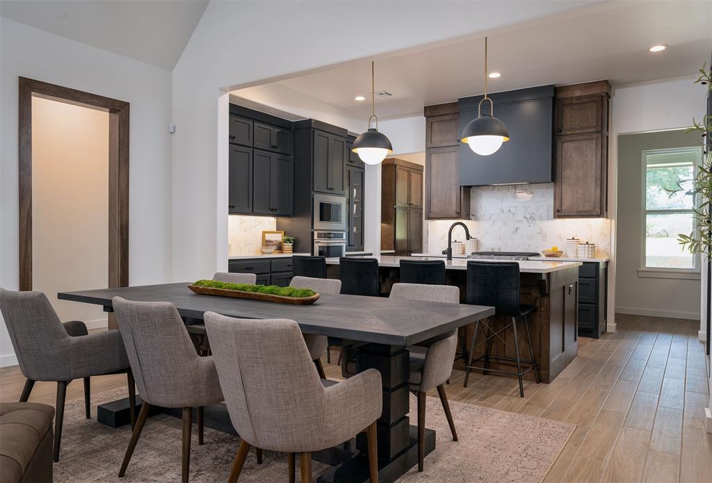 8900 Rivercrest Road