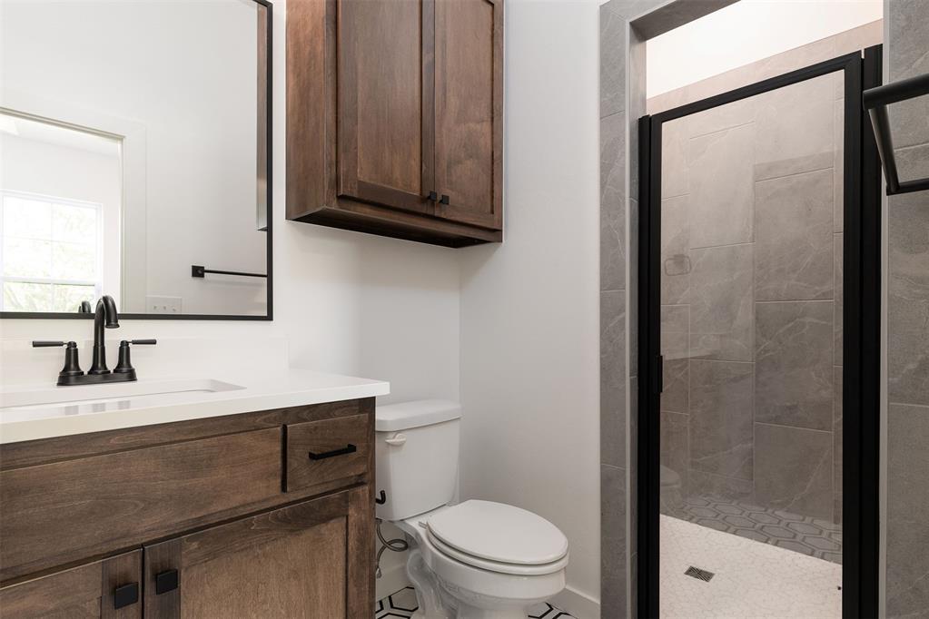 8900 Rivercrest Road