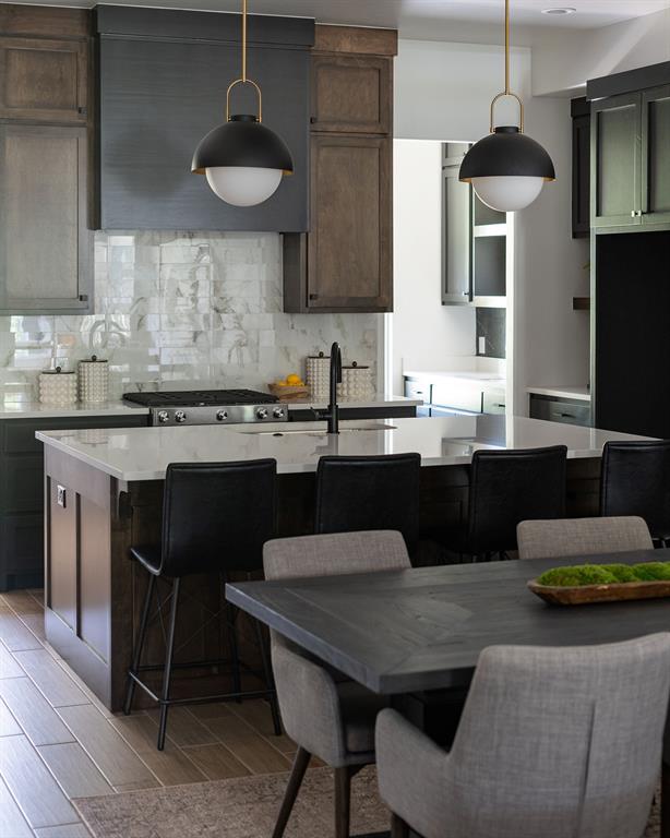 8900 Rivercrest Road