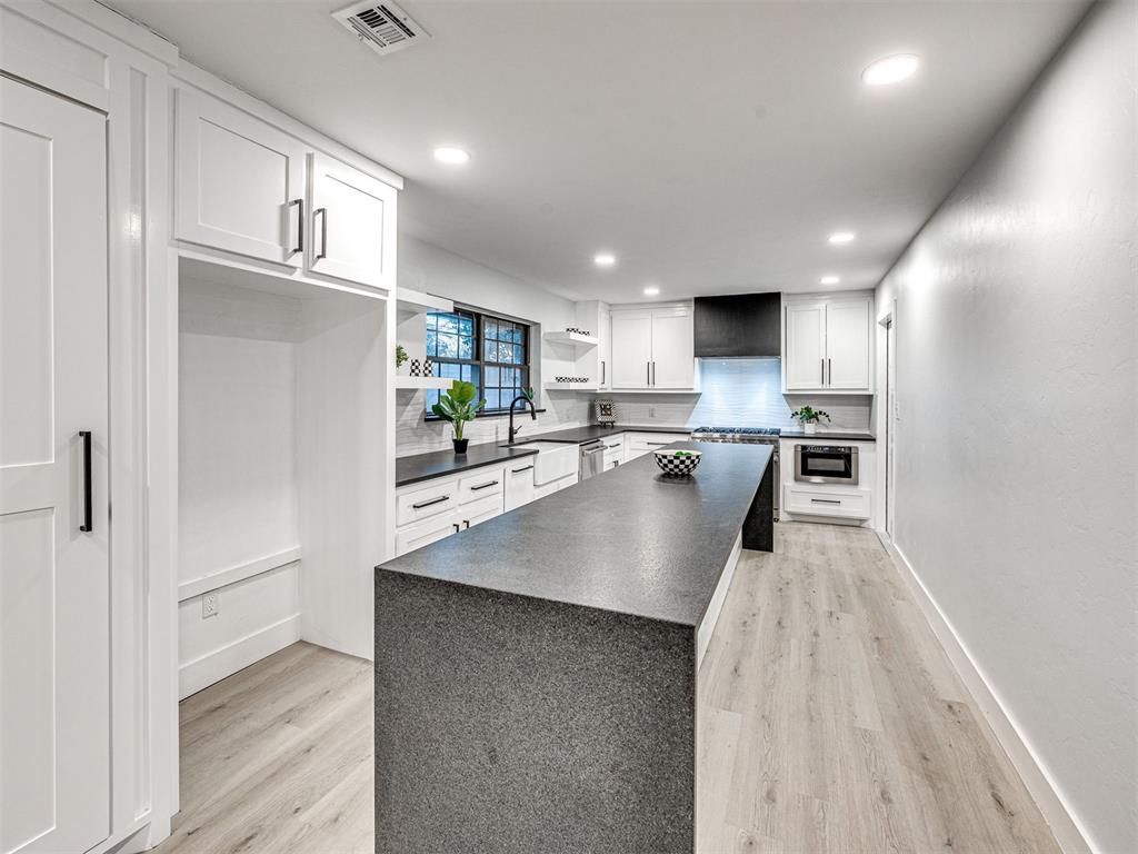 1710 Westminster Place