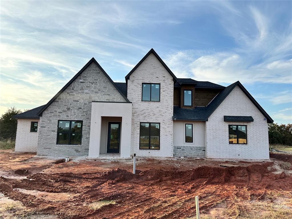 4509 Maple Ridge Lane