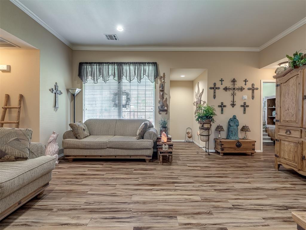 2455 Manchester Drive Unit: 6