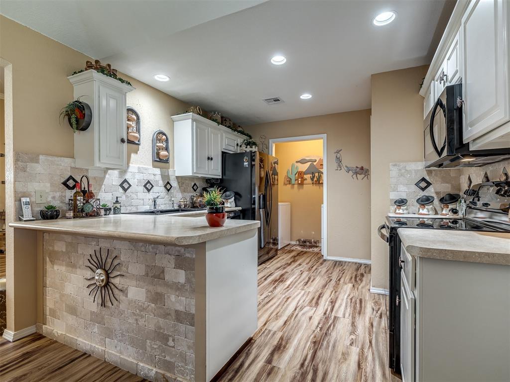 2455 Manchester Drive Unit: 6