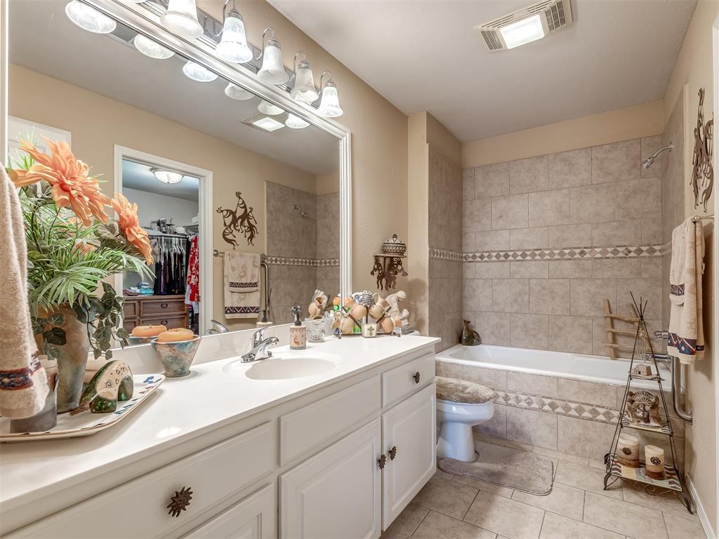 2455 Manchester Drive Unit: 6