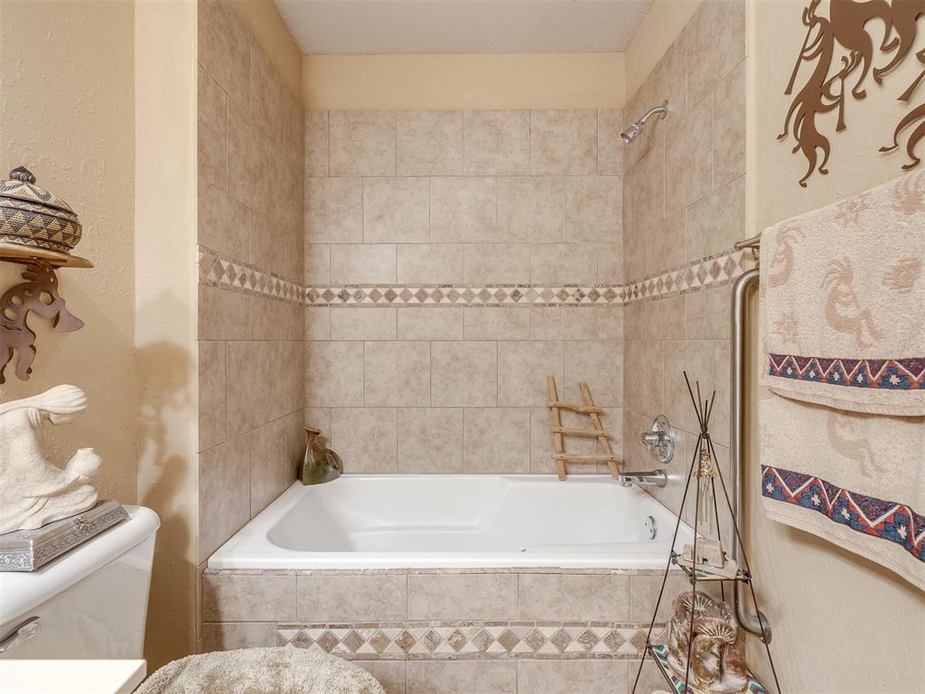 2455 Manchester Drive Unit: 6