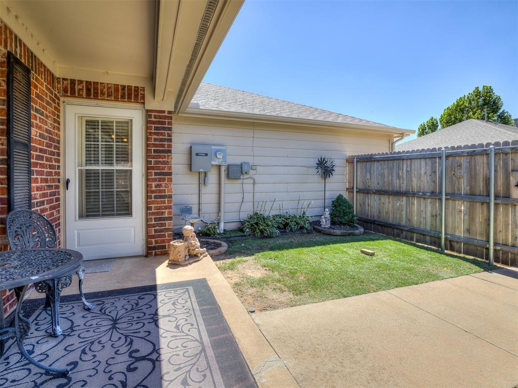 2455 Manchester Drive Unit: 6