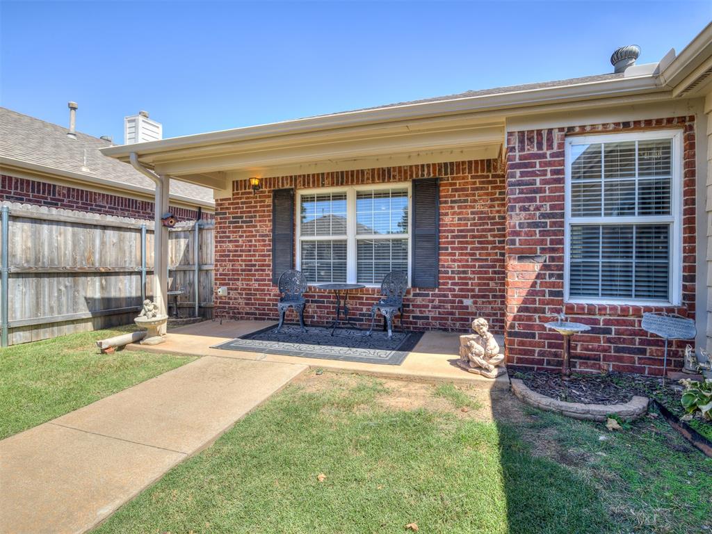 2455 Manchester Drive Unit: 6