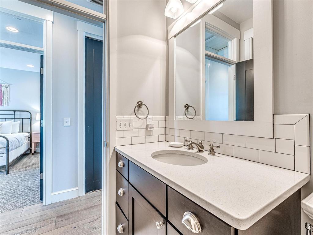 29 Boardwalk Unit: E