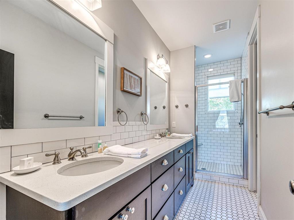 29 Boardwalk Unit: E