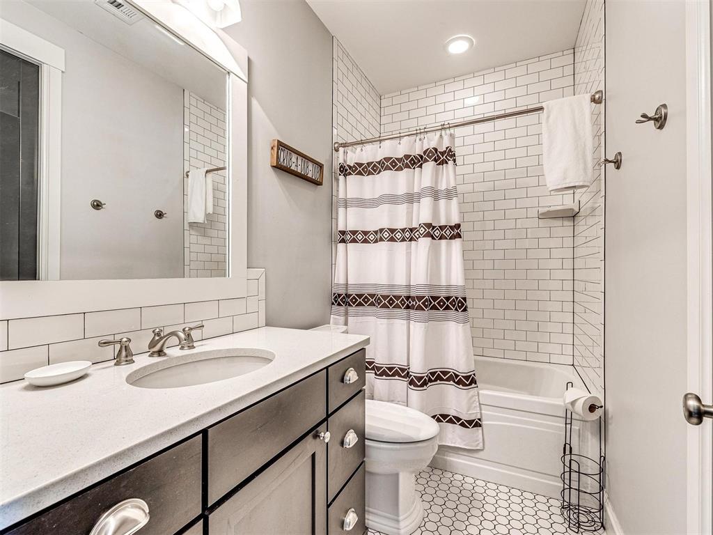 29 Boardwalk Unit: E