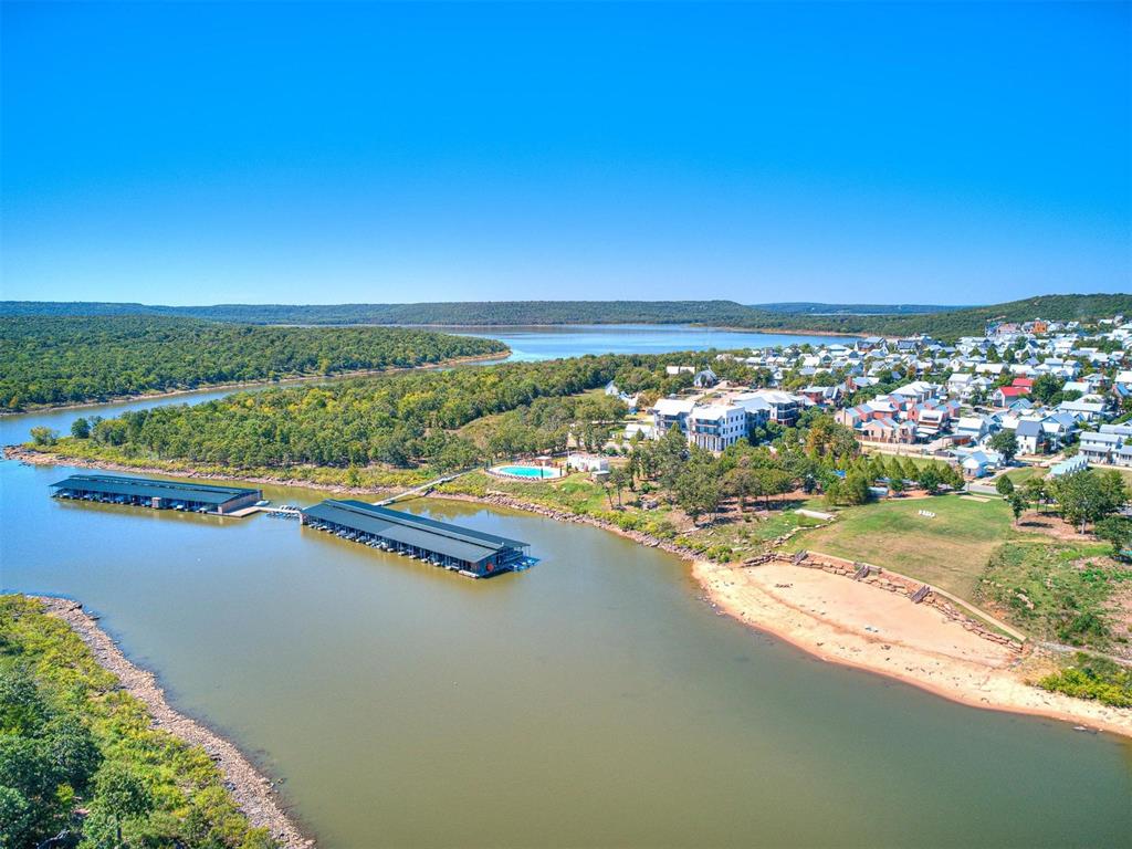 29 Boardwalk Unit: E