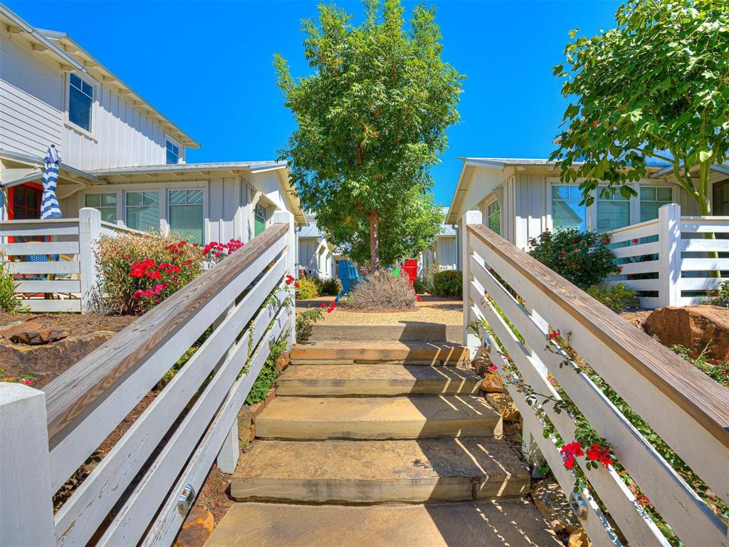 29 Boardwalk Unit: E