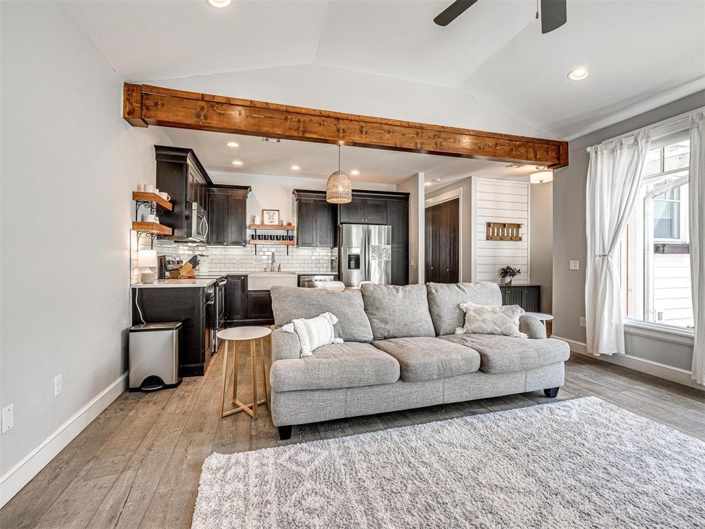 29 Boardwalk Unit: E