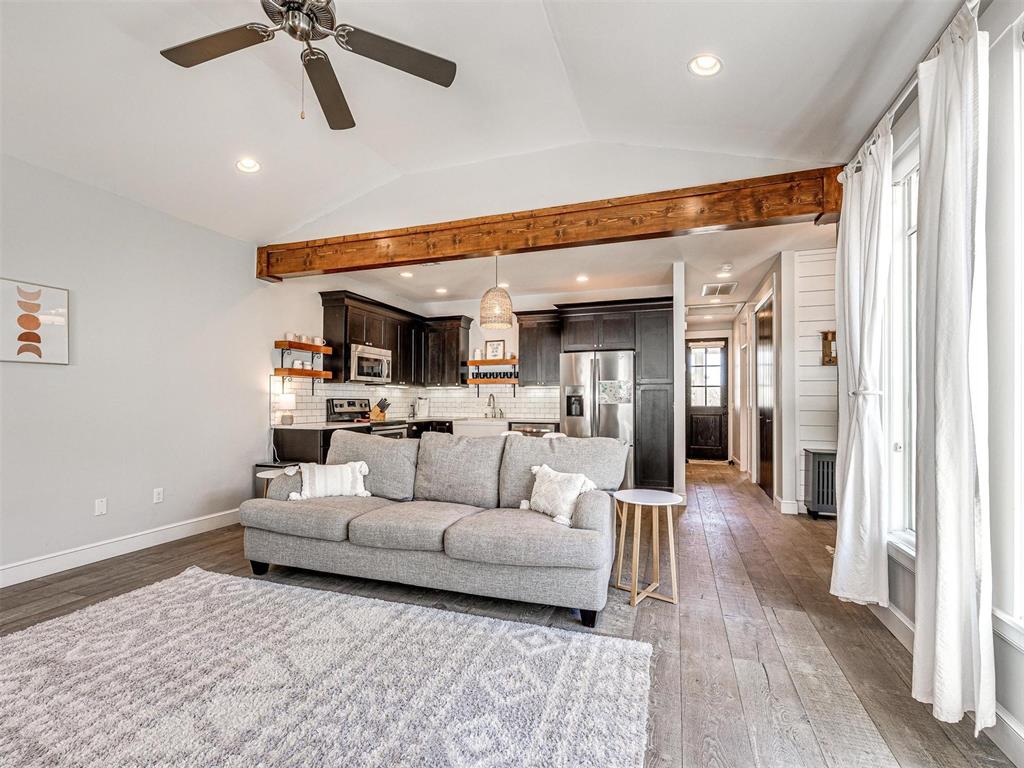 29 Boardwalk Unit: E