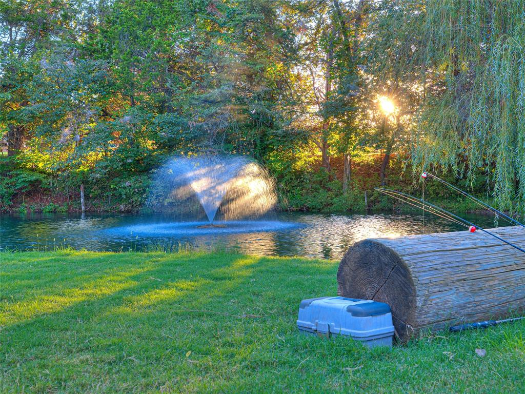 2401 W Sierra Springs Drive