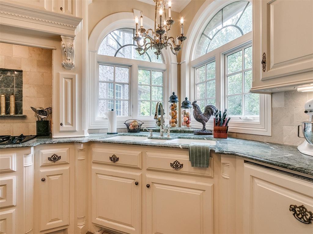 10150 Stone Gate Way