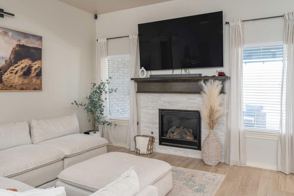 9913 NW 143rd Street