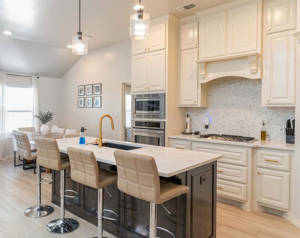 9913 NW 143rd Street