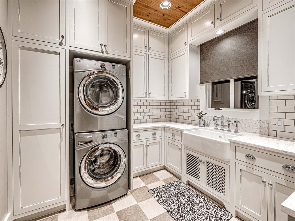 11800 SW 104th Street