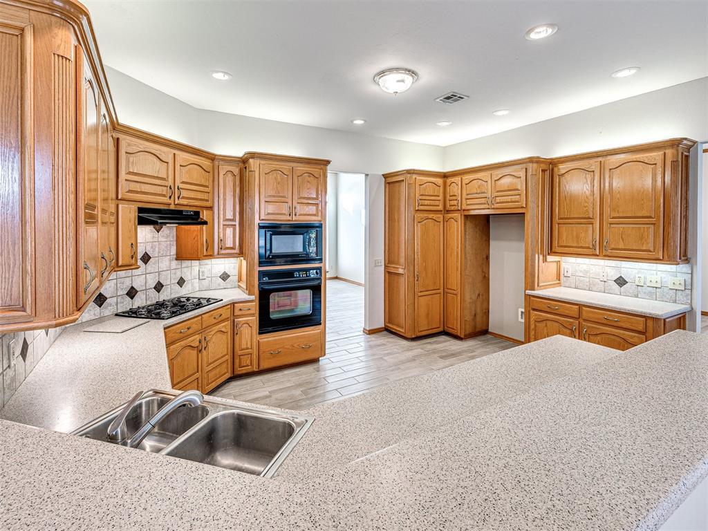 7000 Saint Bernard Street