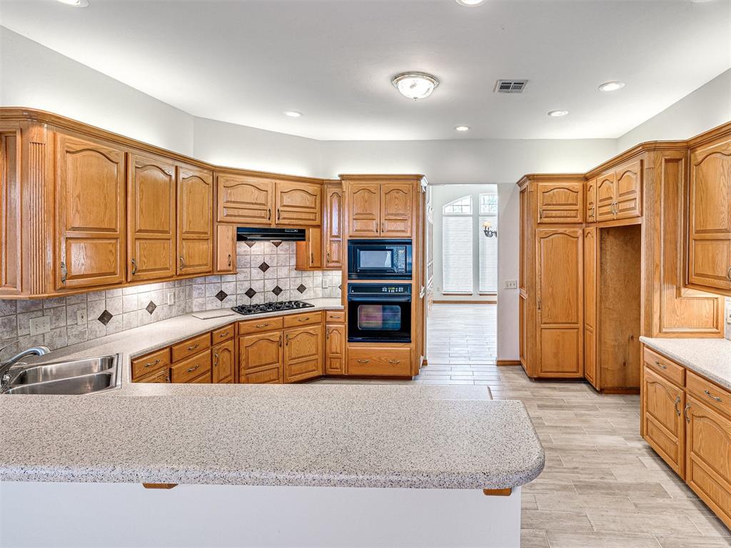 7000 Saint Bernard Street