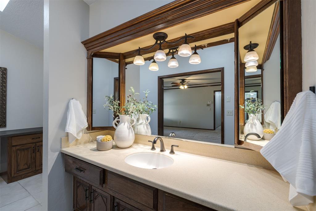 6101 Winchester Drive