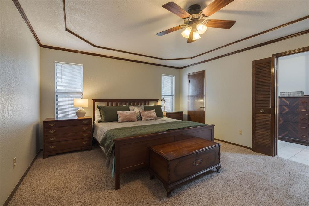 6101 Winchester Drive