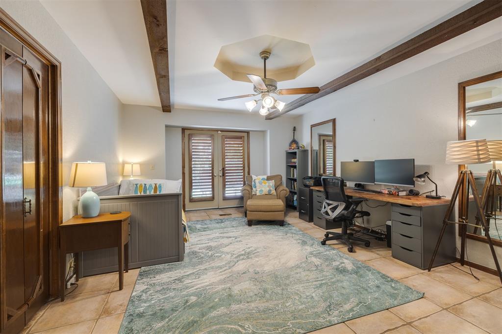 6101 Winchester Drive