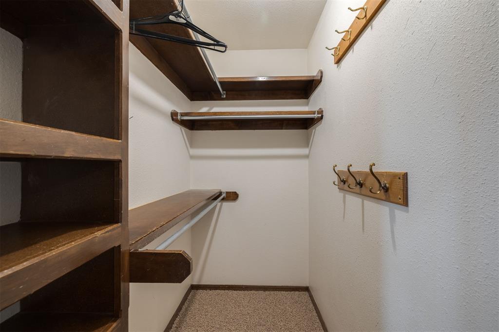 6101 Winchester Drive