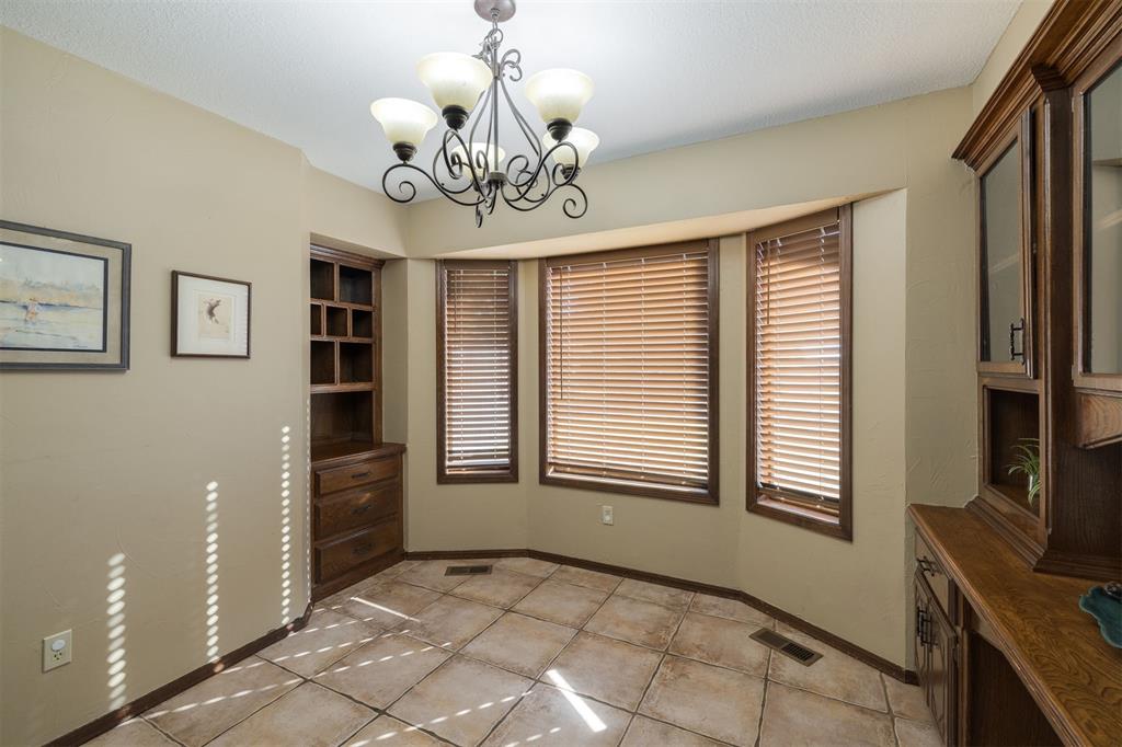 6101 Winchester Drive