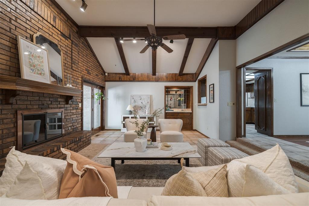 6101 Winchester Drive