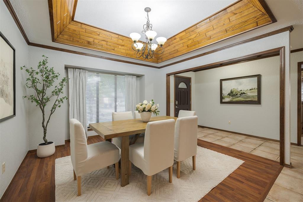 6101 Winchester Drive