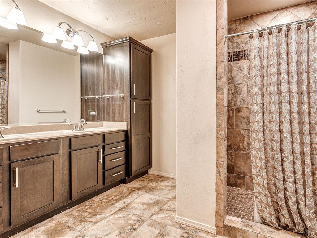 10308 S Trafalgar Drive