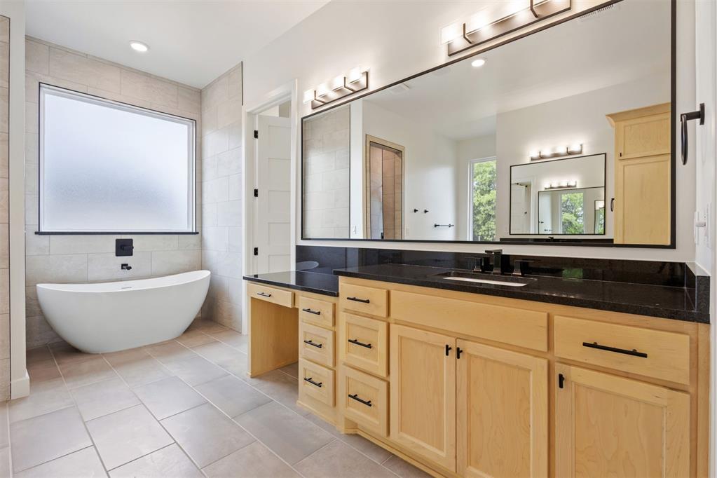 4433 Maple Ridge Drive