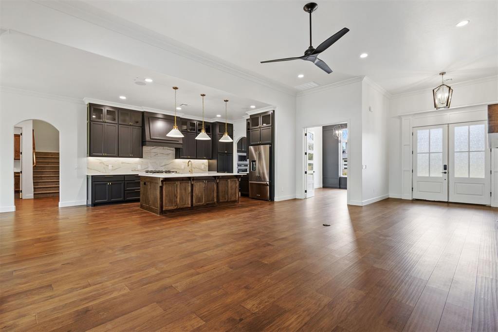 4433 Maple Ridge Drive